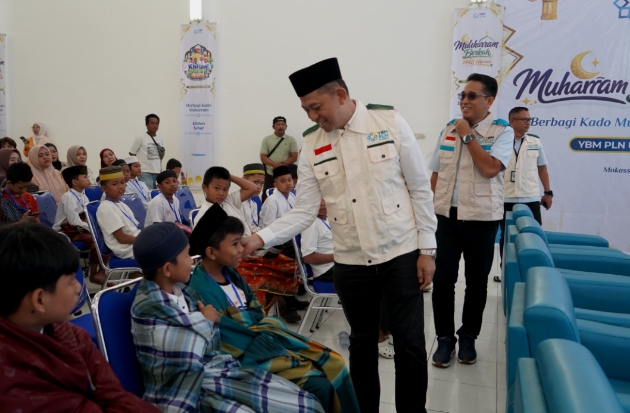 YBM PLN UID Sulselrabar Khitan 1.000 Anak & Salurkan Kado Yatim Dhuafa