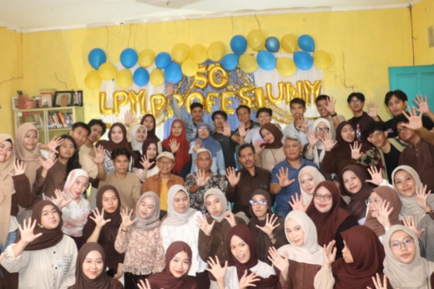 LPM Profesi UNM Bakal Kumpulkan Para Alumni se-Indonesia pada HUT ke-50
