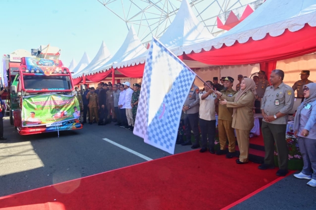 Gubernur Sulsel Distribusi Bibit dan Alsintan untuk 24 Daerah