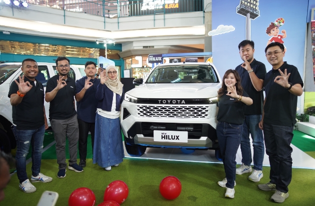 Toyota Luncurkan New Hilux di Makassar, Mesin Baru Lebih Bertenaga