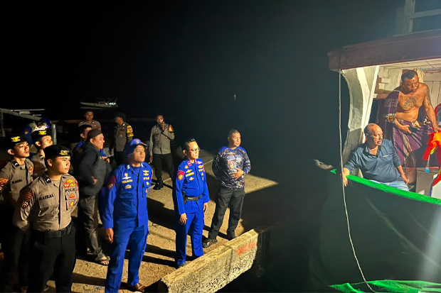 14 Personel BKO Polres Selayar Diterjunkan Bantu Cari 27 Korban KLM Nurul Salsa