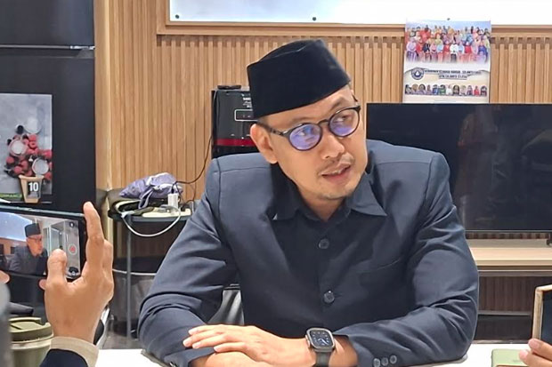 Pemkot Makassar Pastikan Program Seragam Gratis Siswa Baru Tuntas Awal September