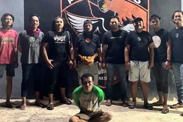 Polisi Tangkap Pencuri Kabel dan Aki Tower BTS Indosat di Jeneponto