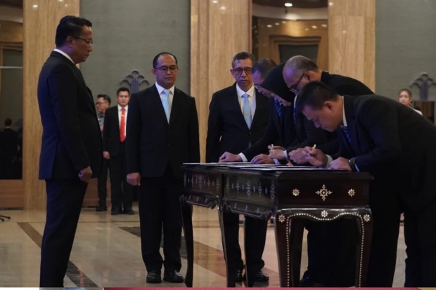 Menteri Hukum Lantik Pejabat Strategis Kementerian