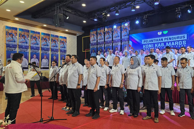 Darmawansyah Muin Lantik 71 Pengurus KONI Kabupaten Maros