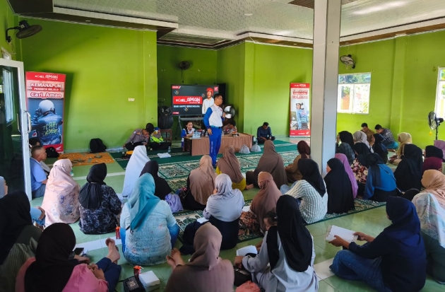 Asmo Sulsel Edukasi Orang Tua Murid, Tekankan Pentingnya Helm di Setiap Perjalanan