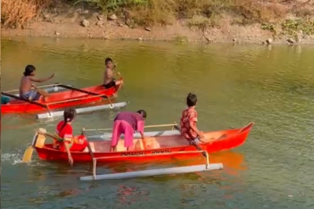 Pantai Karsut Jeneponto Hadirkan Arena Lomba Perahu Anak, Favorit Liburan Keluarga