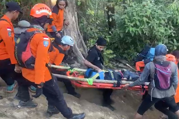Pendaki Bulu Baria Dievakuasi usai Jatuh dari Hammock hingga Cedera