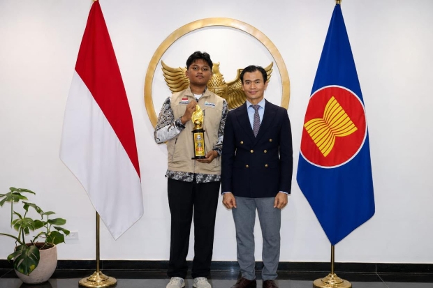 Siswa SMP Al Biruni Makassar Ukir Prestasi Internasional di Panama Amerika