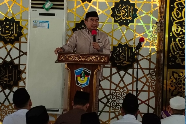 WR IV UMI Sampaikan Taushiyah kepada Ratusan Peserta Pencerahan Qalbu UMI
