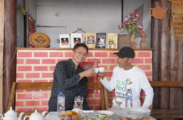 Sambut HUT RI ke-81, PLN Perkuat Kemandirian Petani Kopi Batui