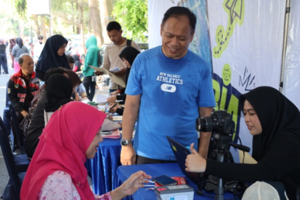 Imigrasi Makassar Bawa Layanan Paspor ke Tengah Keramaian CFD Sudirman