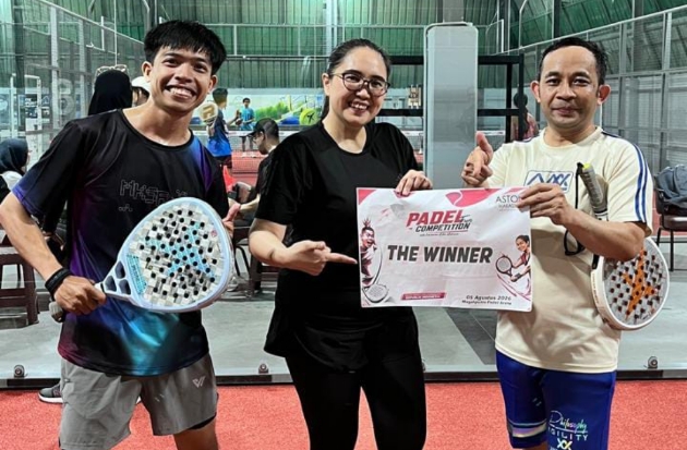 Semarak HUT RI, Aston Makassar Adu Sportivitas di Padel Fun Competition