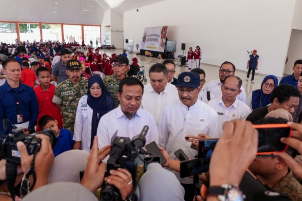 Dampingi Mensos, Gubernur Optimistis Sekolah Rakyat Cetak Generasi Berakhlak dan Berdaya Saing