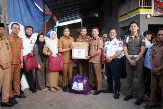 IKAPTK Kota Makassar Salurkan Bantuan untuk Warga Korban Kebakaran di Tallo