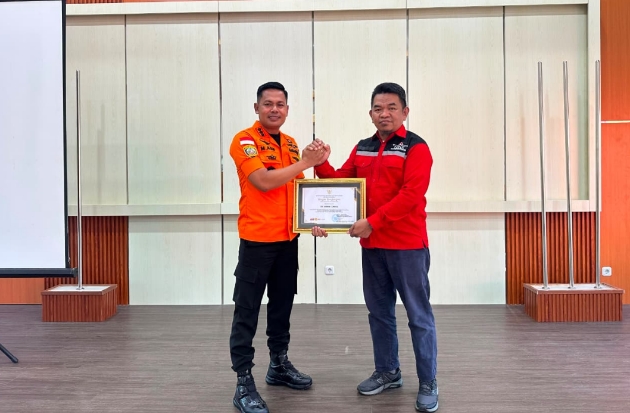 Bantu Evakuasi Pesawat ATR 42-500, TRC Semen Tonasa Raih Penghargaan dari Basarnas