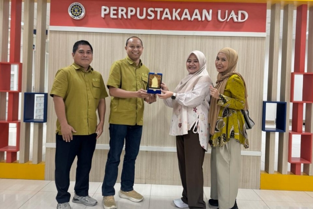 TIM UPA Perpustakaan UNM Lakukan Benchmarking ke Perpustakaan UAD dan UMY