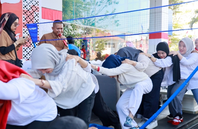 HUT ke-81 RI, Pelindo Group Makassar Bangun Kekompakan Lewat Fun Games - Bazar UMKM