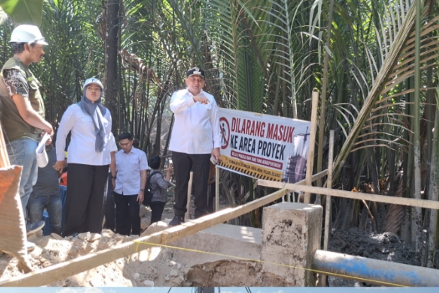 Puluhan Tahun Rusak, Jembatan Kaccia Makassar Dibangun Permanen