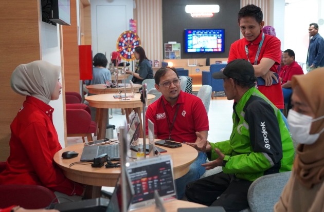 Hari Pelanggan Nasional, Telkomsel Dengarkan Aspirasi Pelanggan di Sulawesi