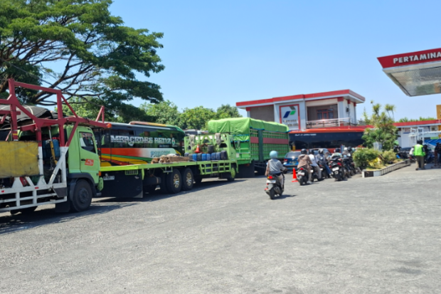 Legislator DPRD Makassar Duga Ada Penimbunan di Balik Kelangkaan Solar