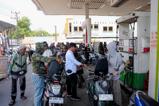Operator SPBU Disorot, Pertamina Tambah 50 Tenaga untuk 25 SPBU 24 Jam di Makassar
