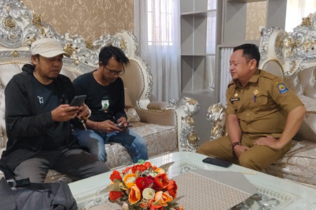 Sekwan Terima Surat Usulan Pergantian Ketua DPRD Jeneponto dari DPP Nasdem