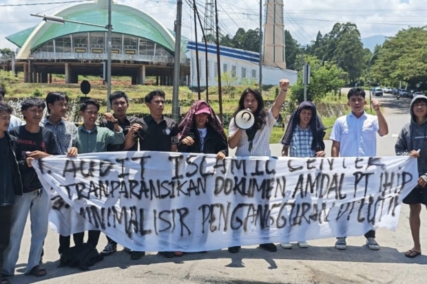 AMPLI Laporkan Dugaan Korupsi Proyek Islamic Center Malili Rp43,6 Miliar ke Kejari Lutim
