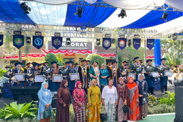 Poltekpar Makassar Wisuda 603 Lulusan, Siapkan SDM Pariwisata Berkelanjutan