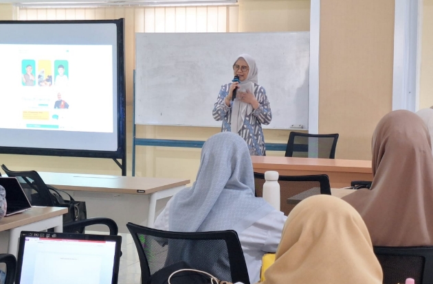 Purnabakti Kepala TK Islam Athirah Turun Gunung Berbagi Ilmu kepada Guru Muda