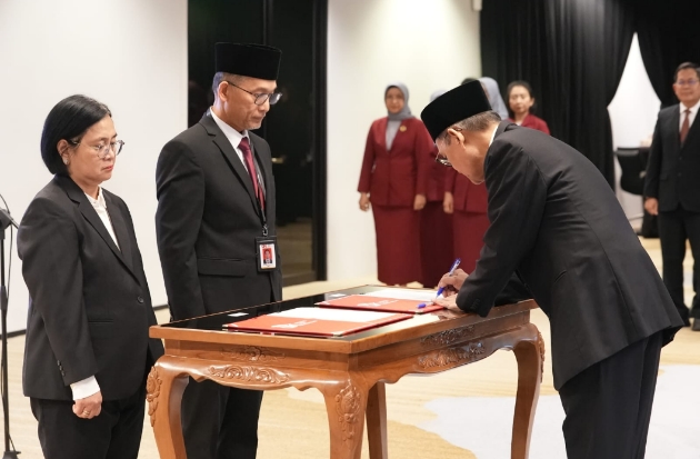 OJK Lantik Dua Pejabat Baru, Perkuat Kepemimpinan dan Pengawasan Sektor Keuangan