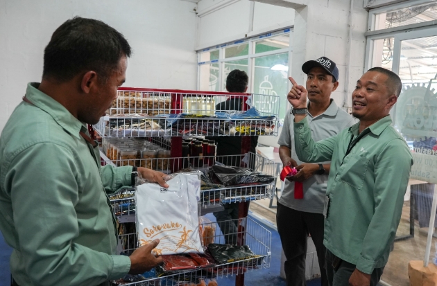 Vale Perluas Akses Pasar UMKM Lokal Lewat Rumah Oleh-Oleh Telaloa