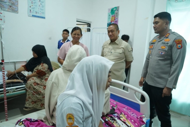 85 Siswa dan 3 Guru SMAN 4 Lutim Diduga Keracunan Usai Bazar Kelas