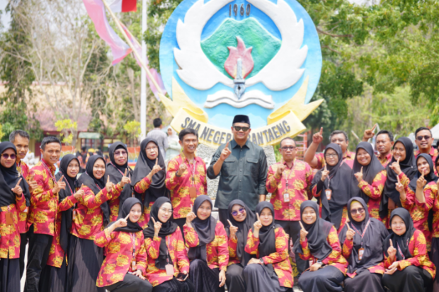 Bupati Bantaeng Ajak Pelajar Peduli Lingkungan