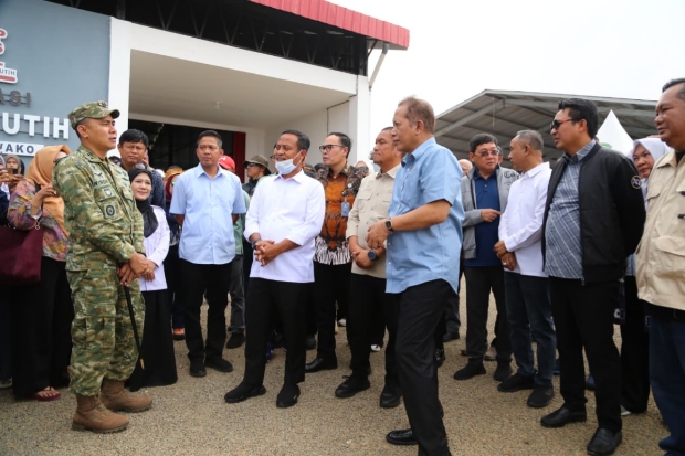 Menkop Tinjau KDKMP Sorowako, Dorong Mesin Pascapanen untuk Lada dan Vanili