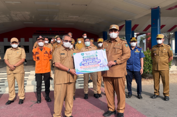 Elnusa Petrofin dan UMKM Binaan PLUT Salurkan 170 Ribu Liter Air Bersih di Maros