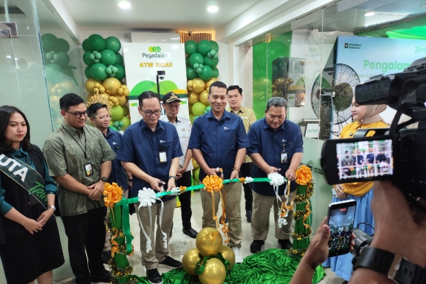 Perluas Akses Tring, Pegadaian Luncurkan ATM Emas di Makassar