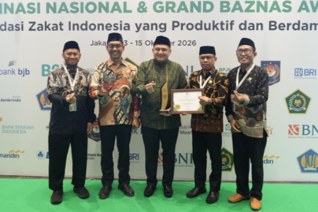 Munafri Arifuddin Raih Penghargaan Kepala Daerah Pendukung Zakat Terbaik