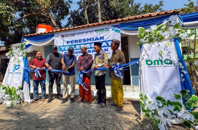 Pelindo Marine Bangun MCK Sehat untuk Warga Bondowoso