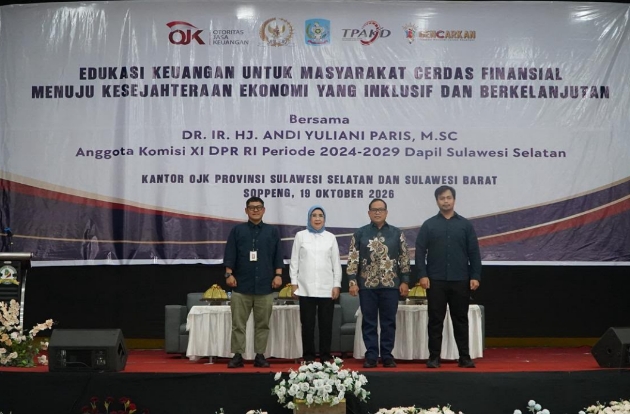 OJK dan Komisi XI DPR RI Perkuat Literasi Keuangan Warga Soppeng