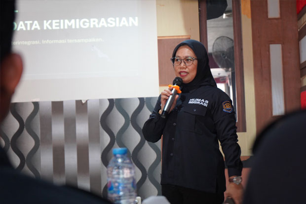 Imigrasi Parepare Kenalkan Layanan Data Keimigrasian