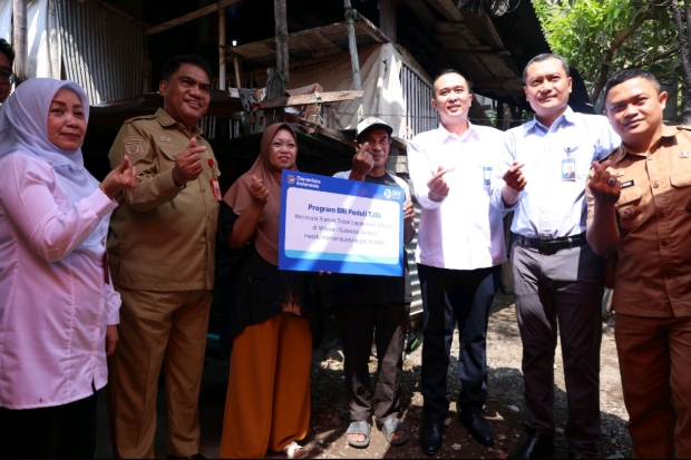 Cegah Stunting, BKKBN Sulsel dan BRI Bantu Dua Keluarga Miliki Rumah Layak Huni