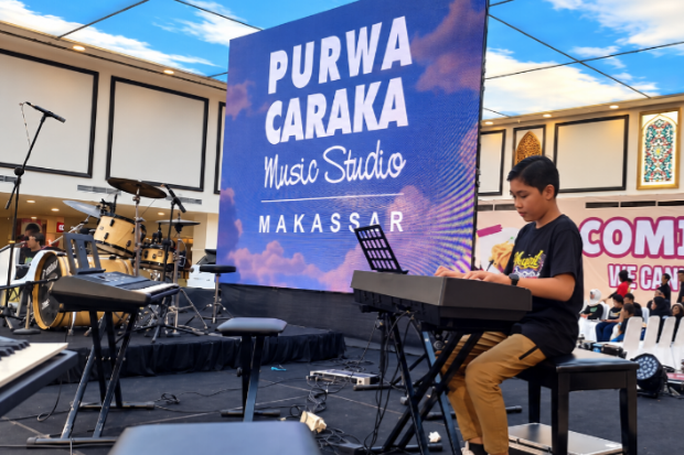 Purwa Caraka Ajak Anak Makassar Tumbuh dan Percaya Diri Lewat Musik