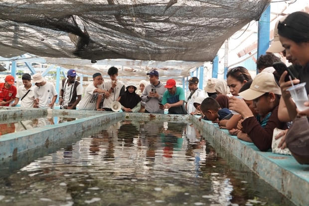 Unhas Boyong 40 Mahasiswa Internasional Belajar di Kepulauan Sangkarrang