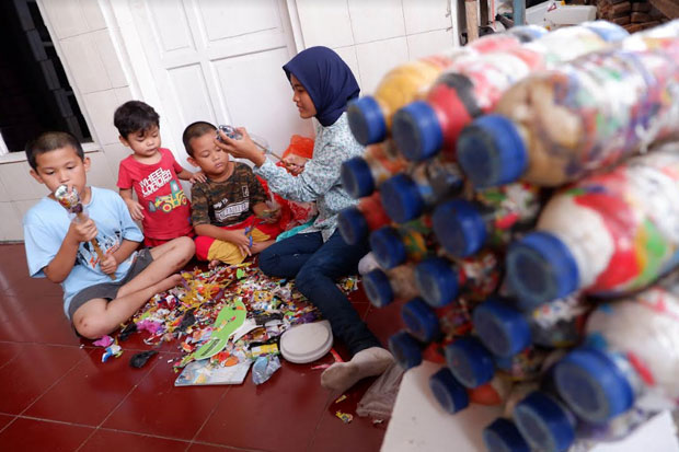 Ecobrick, Solusi Mengatasi Sampah Plastik di Makassar