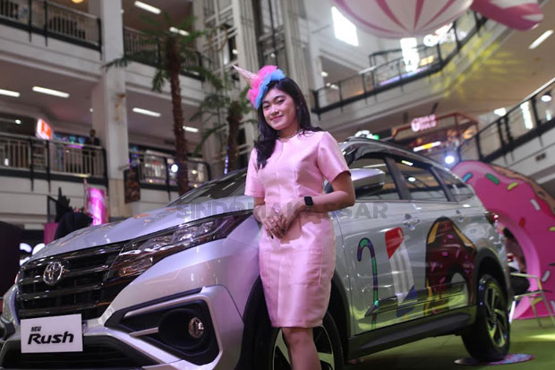 Suasana pameran Kalla Toyota bertema Candy Land di, Mall Ratu Indah, Makassar, (18/1/2023). Foto: Sindomakassar/Muchtamir Zaide