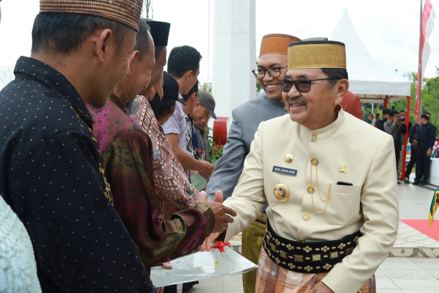 Puncak Peringatan Hari Jadi Luwu Ke- 755, dan Hari Perlawanan Rakyat Luwu Ke - 77 yang dipusatkan di Kota Palopo.