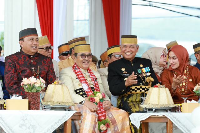 Puncak Peringatan Hari Jadi Luwu Ke- 755, dan Hari Perlawanan Rakyat Luwu Ke - 77 yang dipusatkan di Kota Palopo.