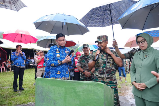 TNI-AD Bantu Ketersediaan Air Bersih di Gowa