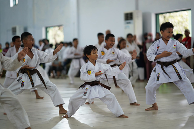 Kegiatan ini untuk melaksanakan latihan bersama dan melaksanakan ujian kenaikan tingkat atau sabuk karate.